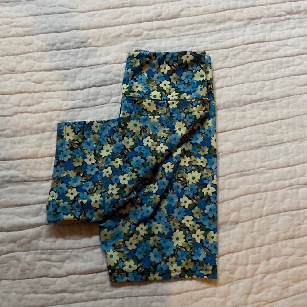 Forever 21 floral biker shorts